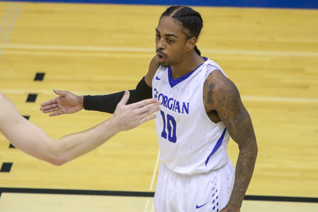 MEN'S BASKETBALL EARNS COMEBACK VICTORY OVER PANTHERS